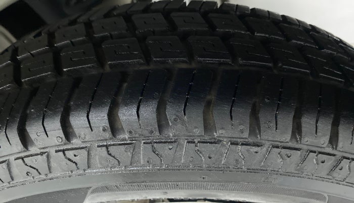 2018 Maruti Alto 800 LXI, Petrol, Manual, 39,576 km, Left Rear Tyre Tread