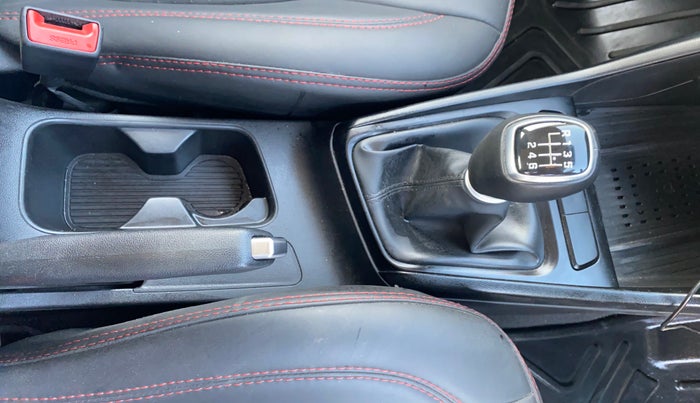 2023 Hyundai Verna SX 1.5 Turbo Petrol MT, Petrol, Manual, 24,627 km, Gear Lever