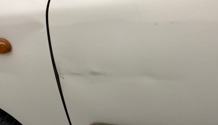 2012 Maruti Alto LXI, Petrol, Manual, 62,334 km, Front passenger door - Slightly dented