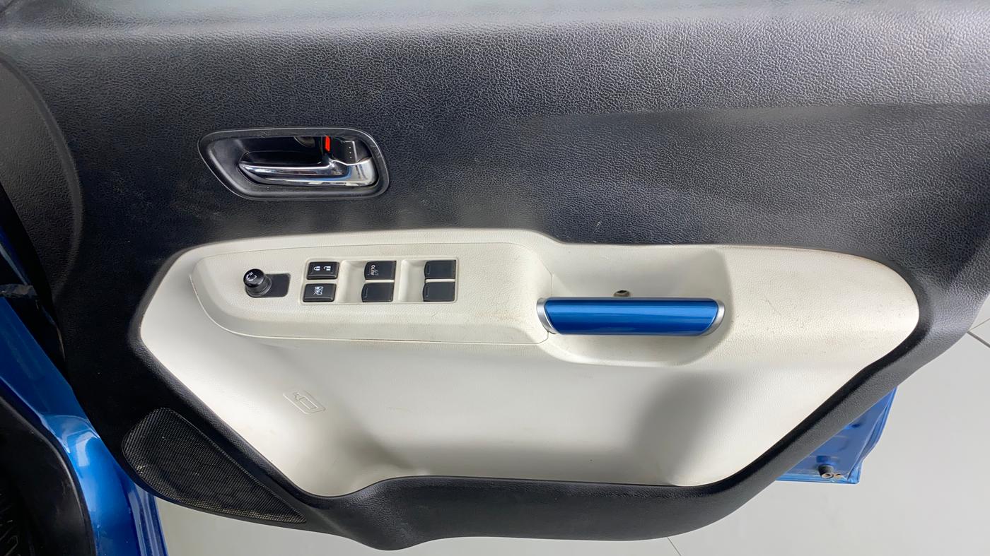 2018 Maruti IGNIS DELTA 1.2 K12 AMT, Petrol, Automatic, 44,650 km, Driver Side Door Panels Control