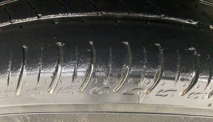 2023 Maruti New Wagon-R ZXI PLUS 1.2 AMT, Petrol, Automatic, 30,617 km, Left Front Tyre Tread