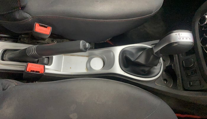 2018 Renault Duster RXS CVT, Petrol, Automatic, 46,011 km, Gear Lever