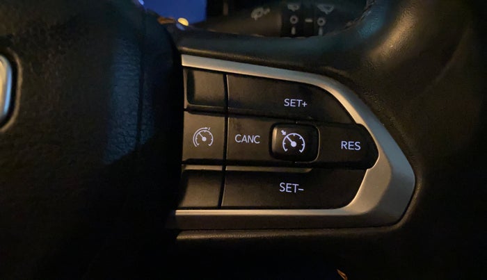 2022 Jeep MERIDIAN LIMITED (O) 4X4 AT, Diesel, Automatic, 36,602 km, Adaptive Cruise Control