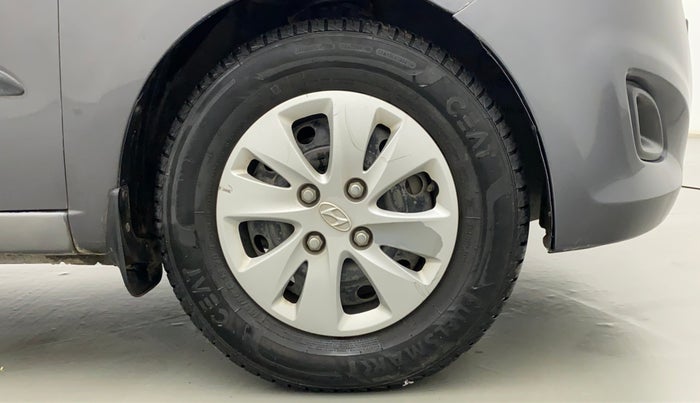 2011 Hyundai i10 MAGNA 1.2, Petrol, Manual, 31,584 km, Right Front Wheel
