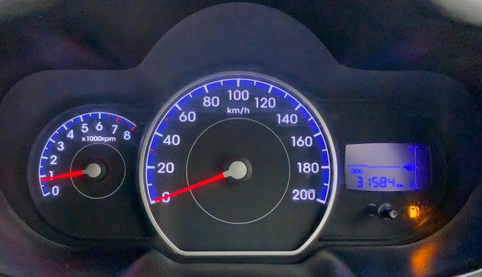 2011 Hyundai i10 MAGNA 1.2, Petrol, Manual, 31,584 km, Odometer Image