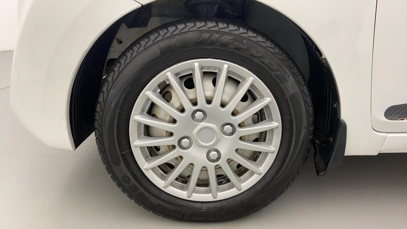 2018 Hyundai Eon ERA PLUS, Petrol, Manual, 45,926 km, Left Front Wheel
