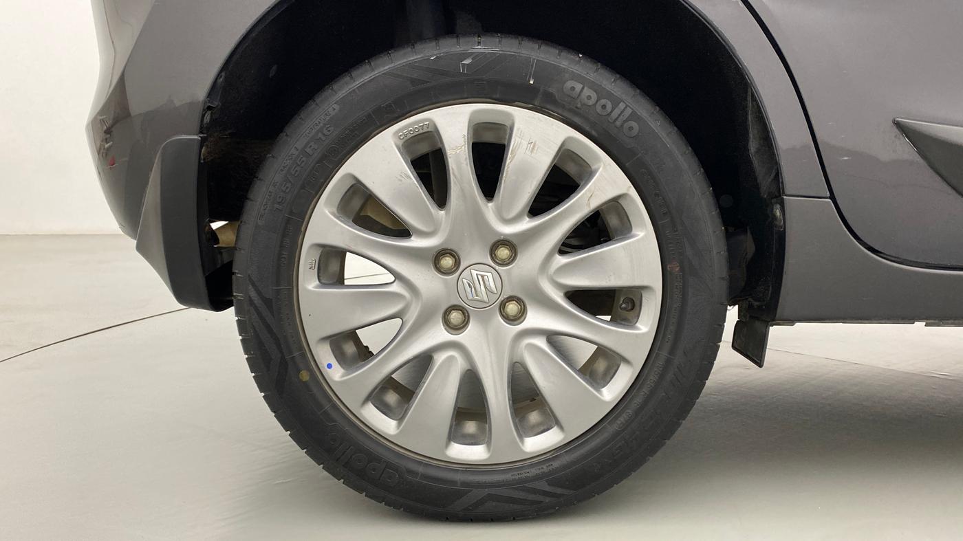 2017 Maruti Baleno ALPHA CVT PETROL 1.2, Petrol, Automatic, 41,793 km, Right Rear Wheel