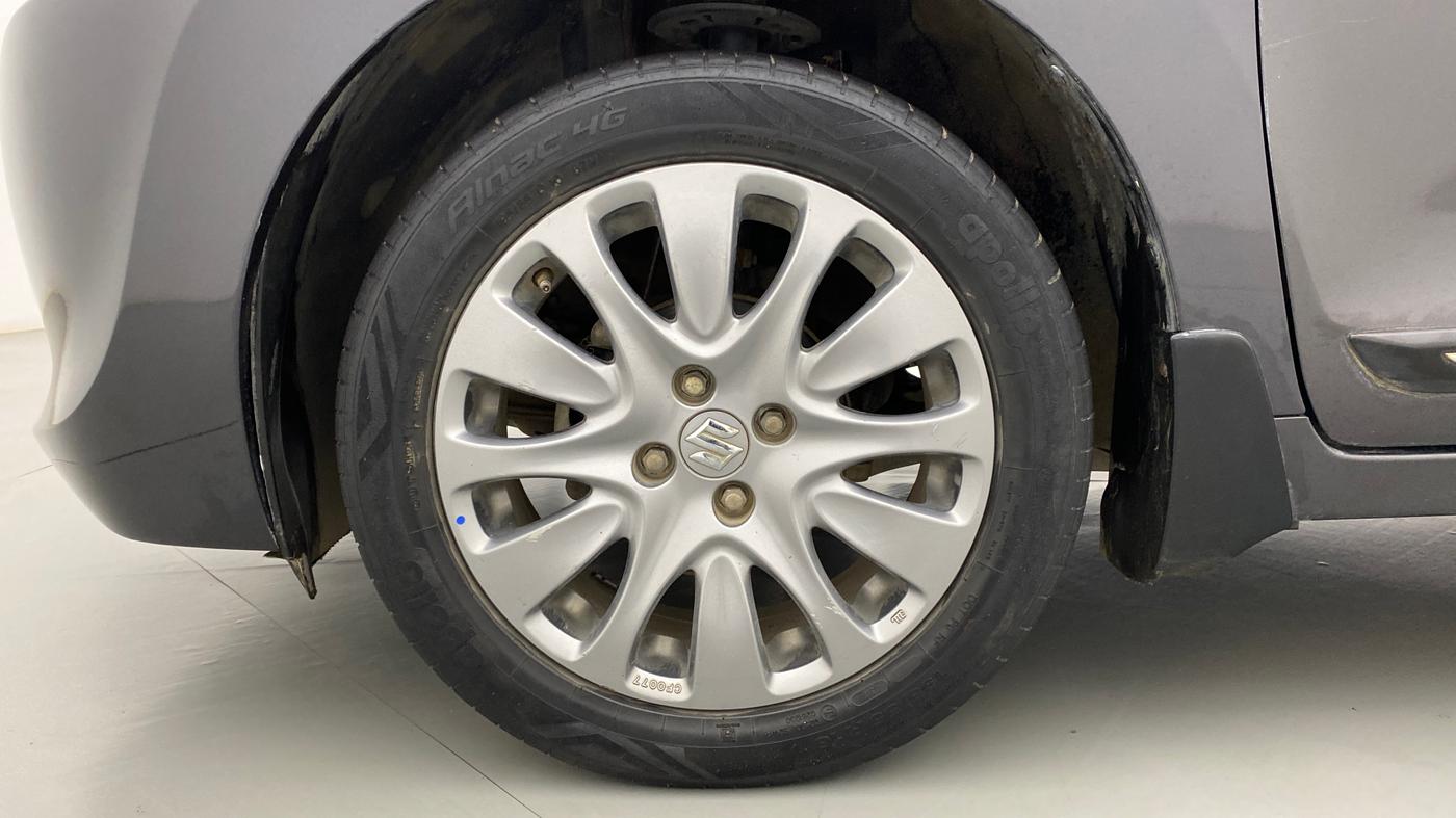 2017 Maruti Baleno ALPHA CVT PETROL 1.2, Petrol, Automatic, 41,793 km, Left Front Wheel