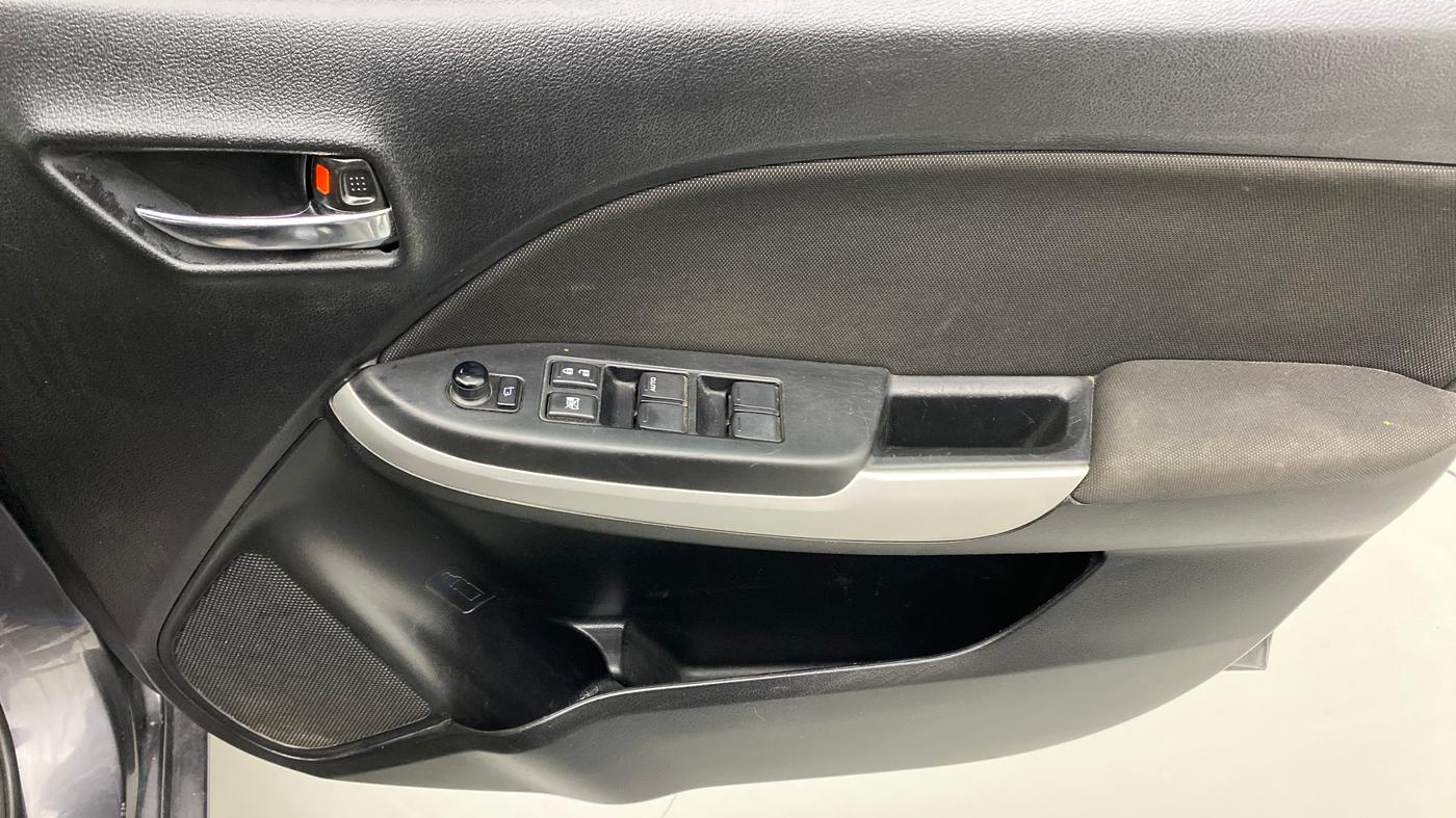 2017 Maruti Baleno ALPHA CVT PETROL 1.2, Petrol, Automatic, 41,793 km, Driver Side Door Panels Control