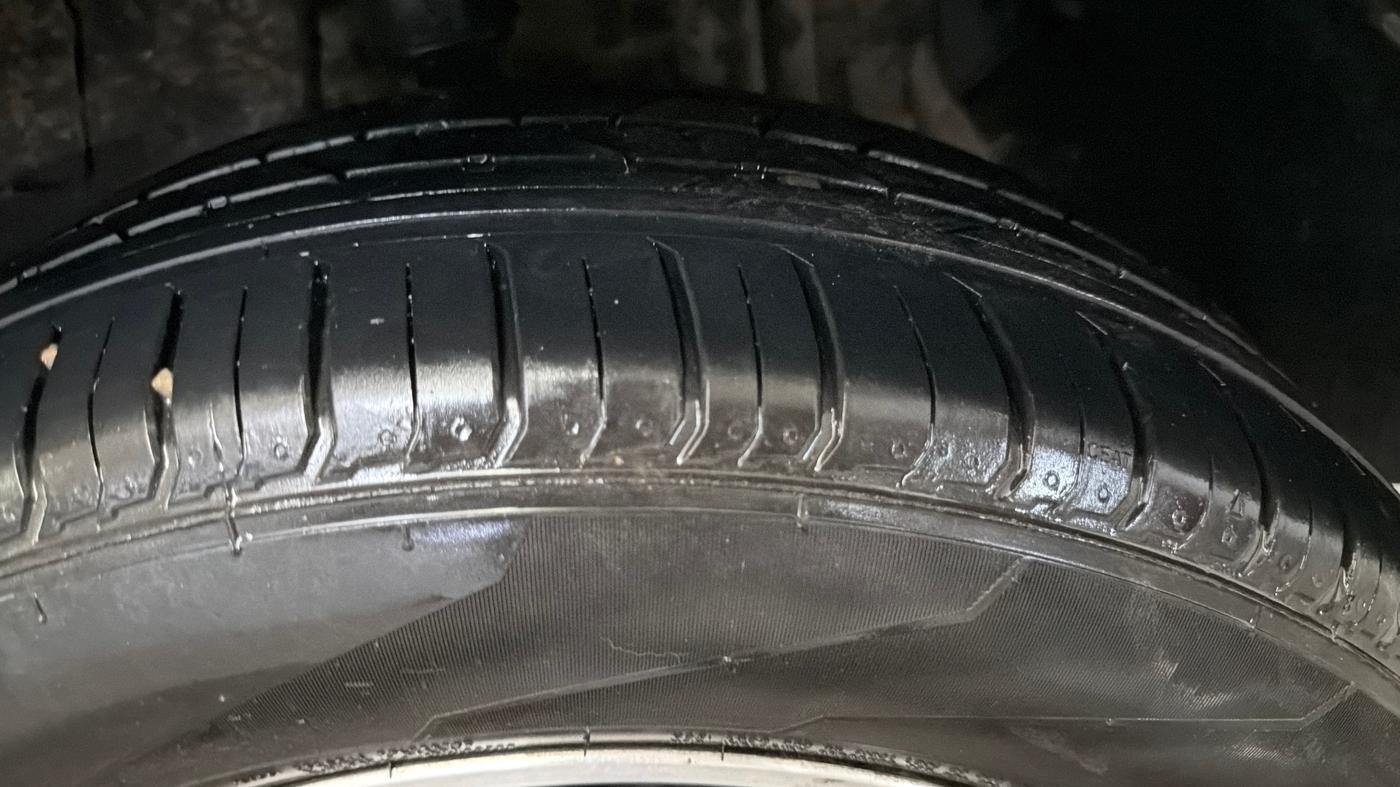 2020 Tata NEXON XZ PLUS PETROL, Petrol, Manual, 78,073 km, Left Rear Tyre Tread