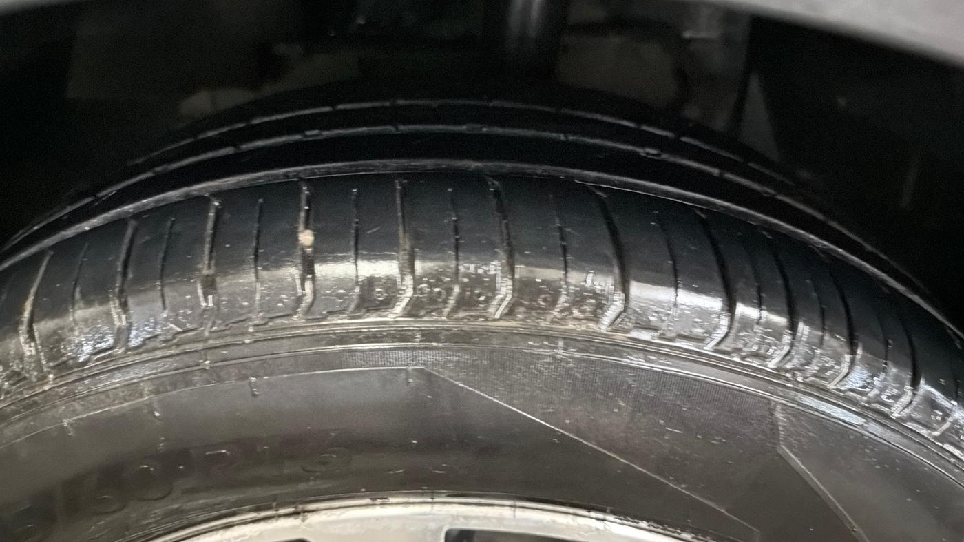2020 Tata NEXON XZ PLUS PETROL, Petrol, Manual, 78,073 km, Left Front Tyre Tread