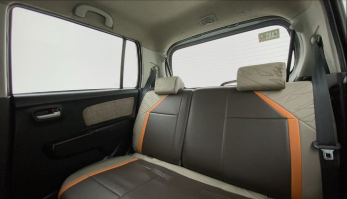 2016 Maruti Wagon R 1.0 VXI AMT, Petrol, Automatic, 55,192 km, Right Side Rear Door Cabin
