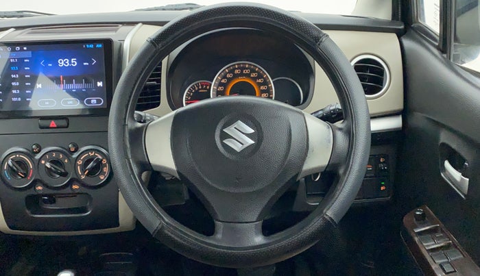2016 Maruti Wagon R 1.0 VXI AMT, Petrol, Automatic, 55,192 km, Steering Wheel Close Up