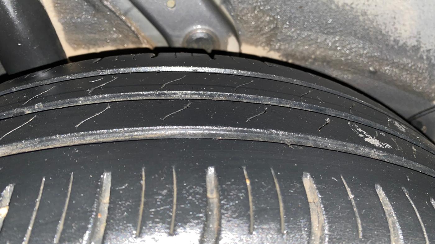 2022 Hyundai VENUE S 1.2, Petrol, Manual, 68,356 km, Right Rear Tyre Tread