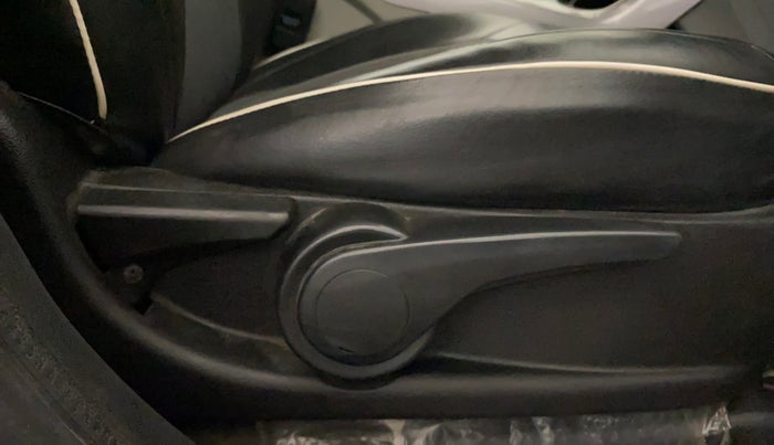 2019 Tata NEXON XZA PLUS PETROL, Petrol, Automatic, 46,291 km, Driver Side Adjustment Panel