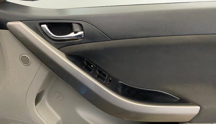 2019 Tata NEXON XZA PLUS PETROL, Petrol, Automatic, 46,291 km, Driver Side Door Panels Control