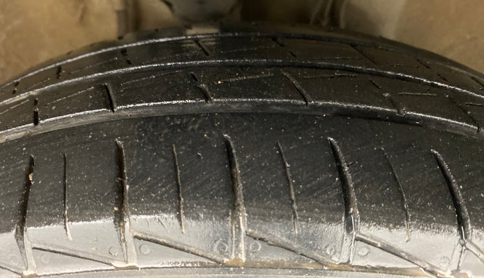 2021 Maruti Alto LXI OPT, Petrol, Manual, 20,226 km, Right Front Tyre Tread