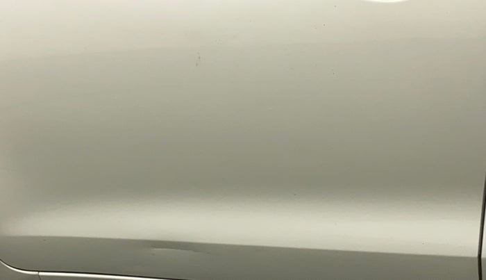 2018 Maruti Swift VXI, Petrol, Manual, 80,505 km, Front passenger door - Slightly dented