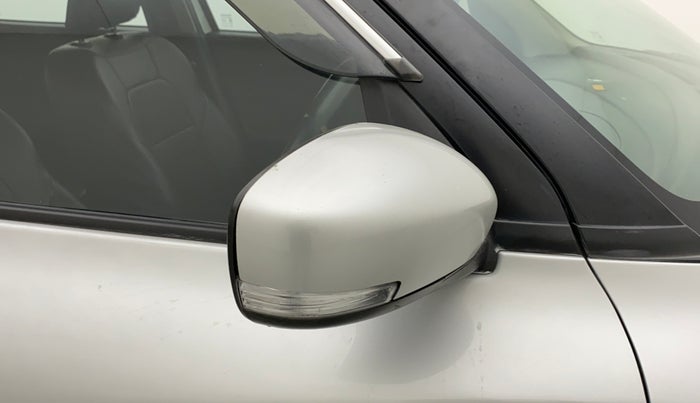 2018 Maruti Swift VXI, Petrol, Manual, 80,505 km, Right rear-view mirror - Slight misalignment