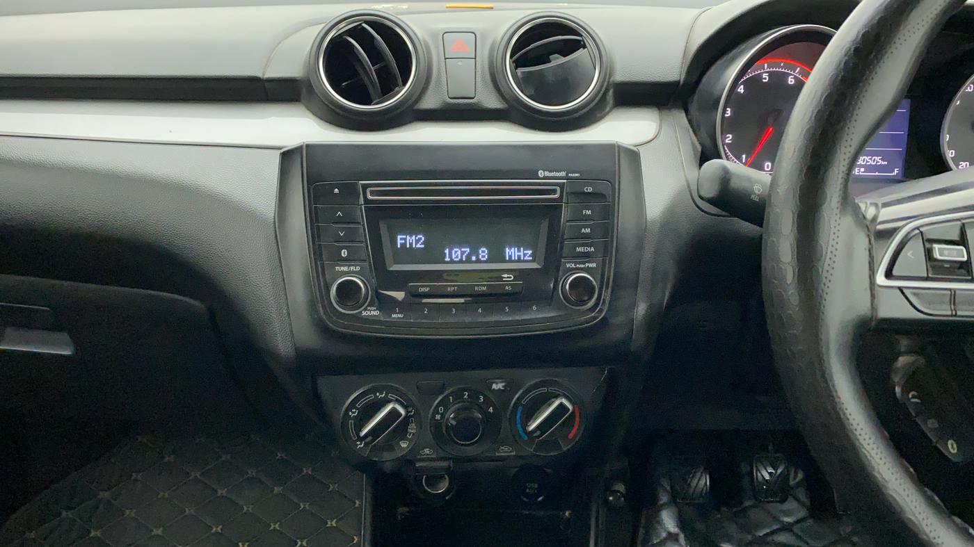 2018 Maruti Swift VXI, Petrol, Manual, 80,505 km, Air Conditioner