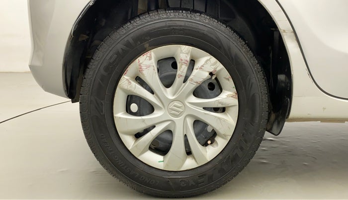 2018 Maruti Swift VXI, Petrol, Manual, 80,505 km, Right Rear Wheel