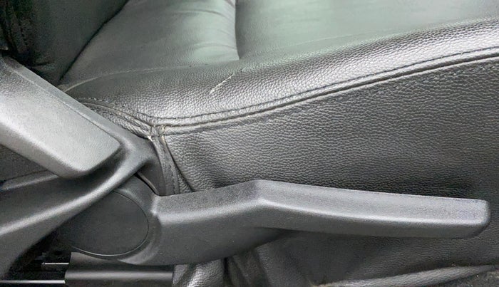 2016 Maruti Baleno ZETA PETROL 1.2, Petrol, Manual, 48,099 km, Driver Side Adjustment Panel