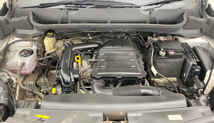 2022 Skoda KUSHAQ AMBITION 1.0L TSI AT, Petrol, Automatic, 19,468 km, Engine View