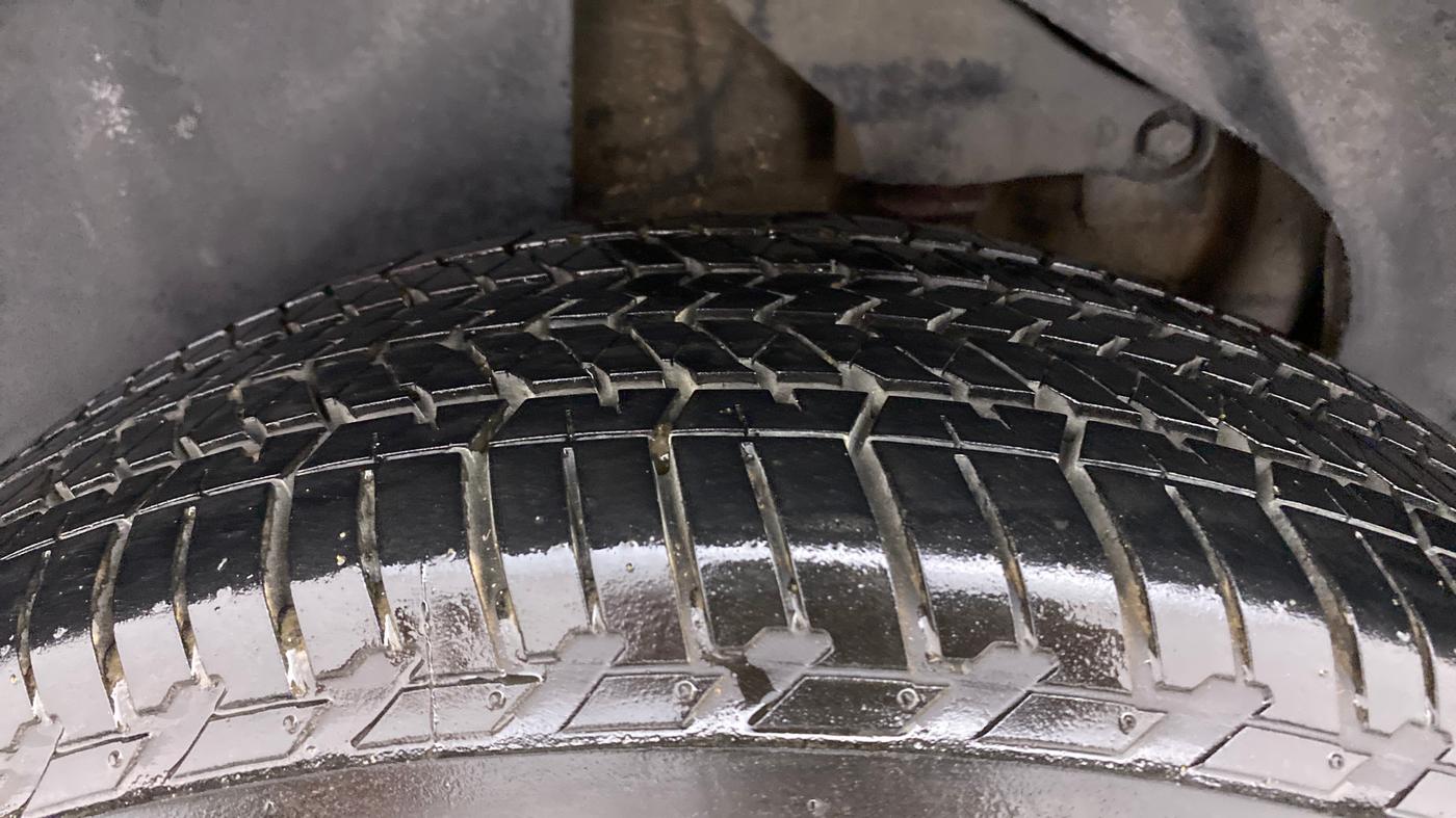 2020 Tata Harrier XZA PLUS 2.0L, Diesel, Automatic, 74,344 km, Right Rear Tyre Tread