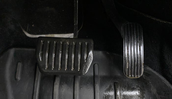 2020 Tata Harrier XZA PLUS 2.0L, Diesel, Automatic, 74,344 km, Pedals