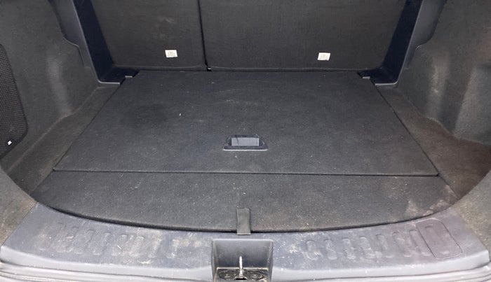 2020 Tata Harrier XZA PLUS 2.0L, Diesel, Automatic, 74,344 km, Boot Inside