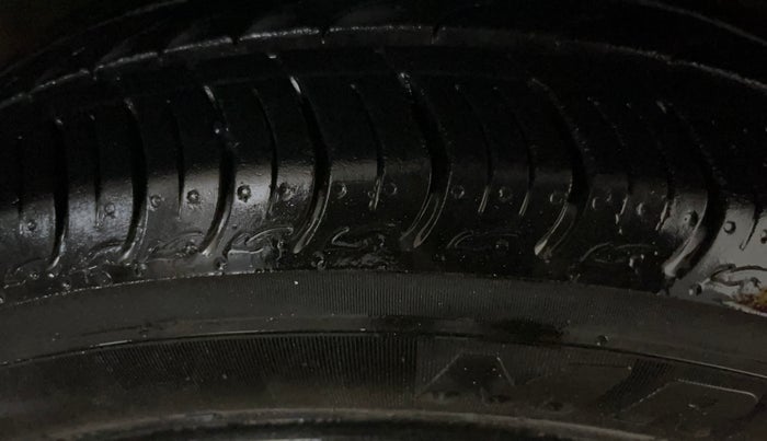 2016 Honda Jazz 1.2L I-VTEC S, Petrol, Manual, 51,236 km, Right Front Tyre Tread