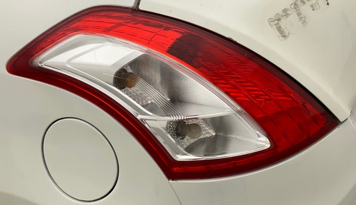 2011 Maruti Swift ZXI, Petrol, Manual, 93,223 km, Left tail light - Minor scratches