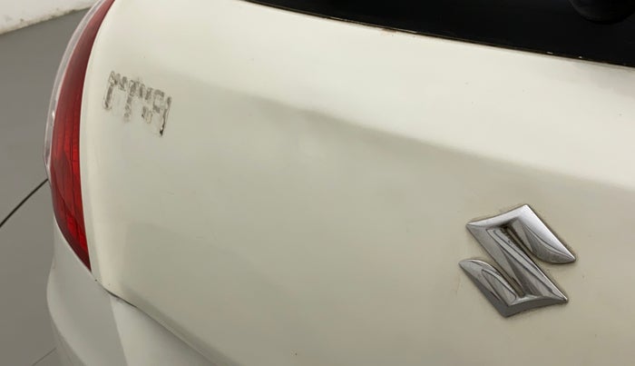 2011 Maruti Swift ZXI, Petrol, Manual, 93,223 km, Dicky (Boot door) - Slightly dented
