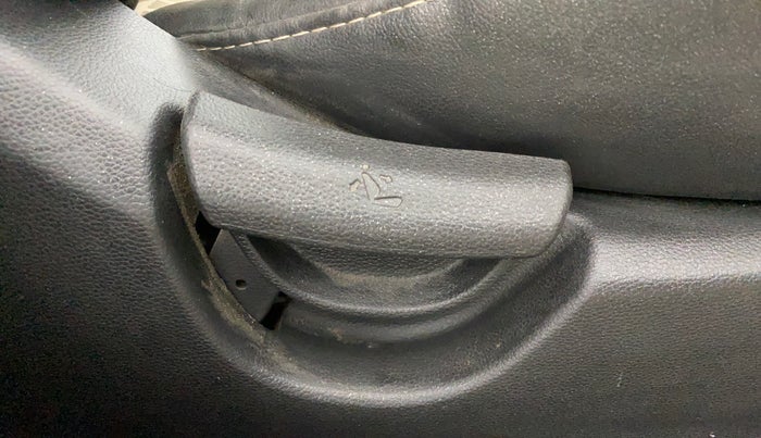 2014 Hyundai Grand i10 ERA 1.2 KAPPA VTVT, Petrol, Manual, 17,872 km, Driver Side Adjustment Panel