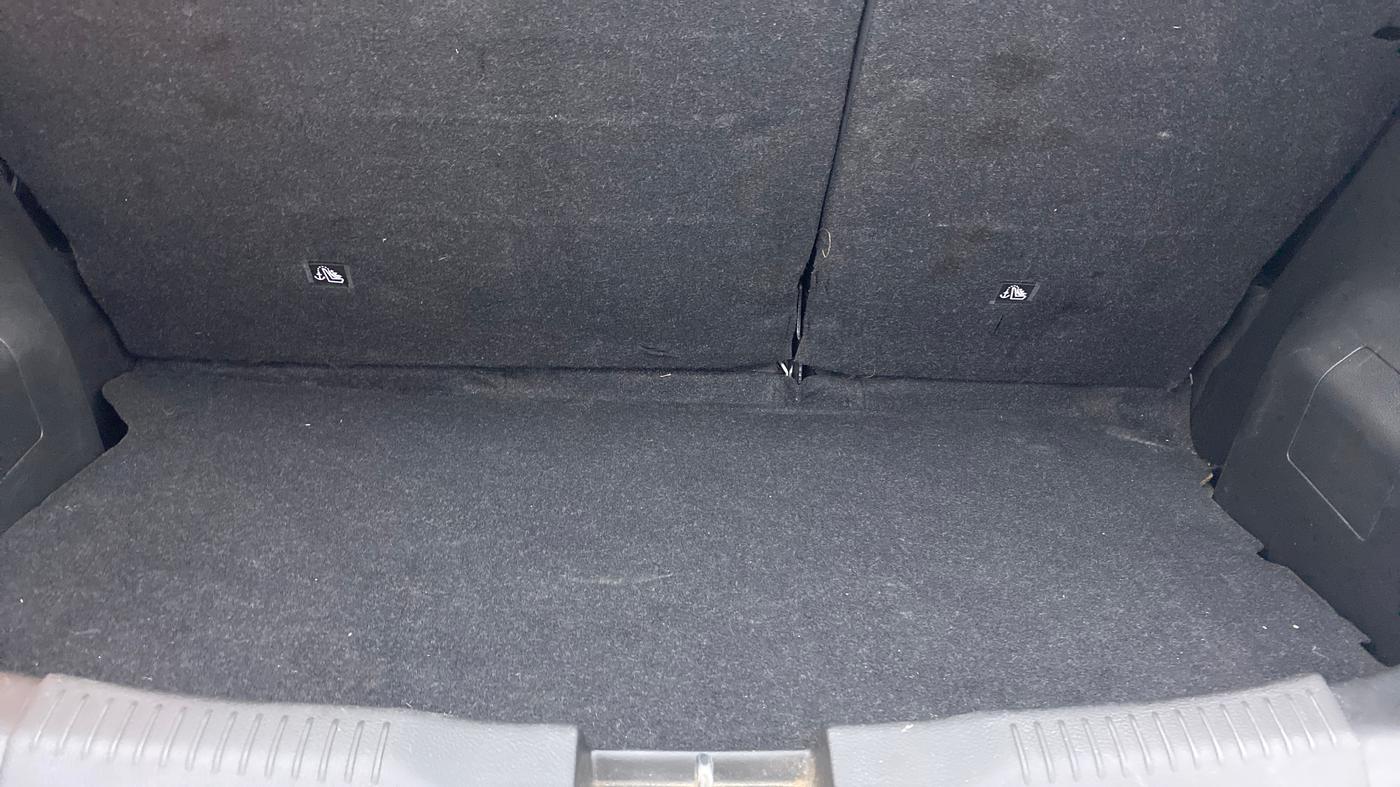 2017 Maruti IGNIS ZETA 1.2 AMT, Petrol, Automatic, 42,430 km, Boot Inside
