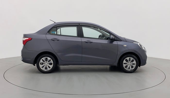 2017 Hyundai Xcent E PLUS, Petrol, Manual, 57,654 km, Right Side View