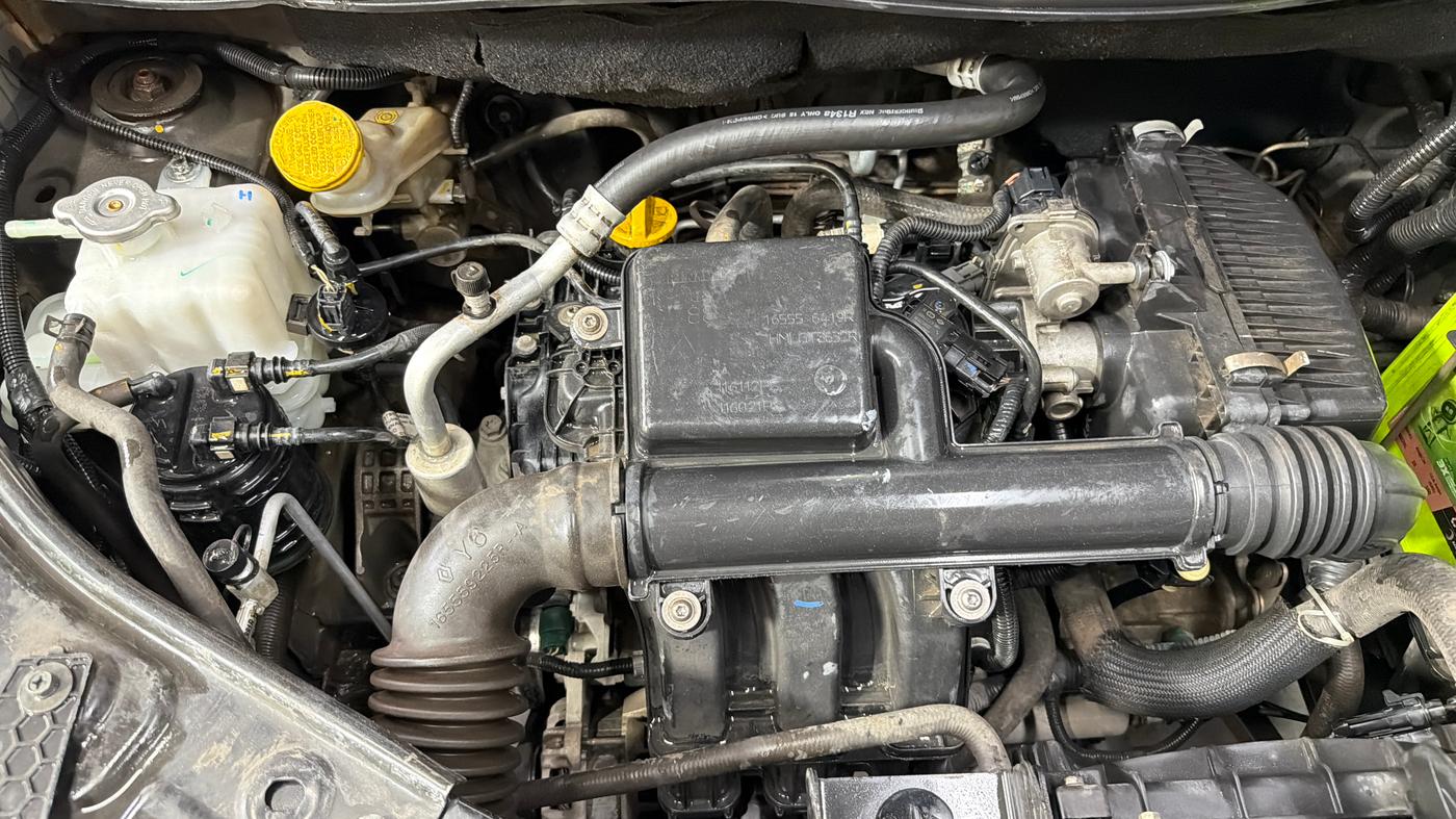 2021 Nissan MAGNITE XV MT, Petrol, Manual, 84,433 km, Engine View - Right