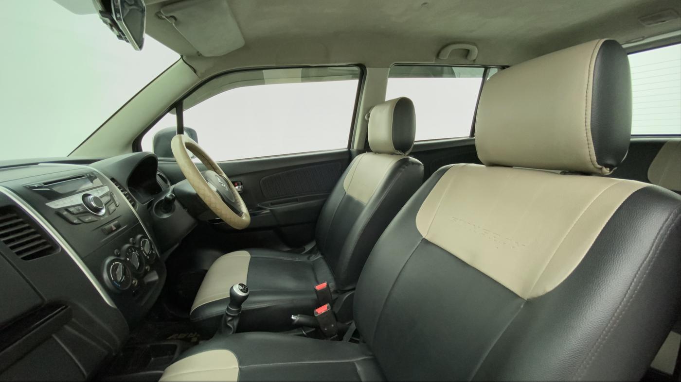 2014 Maruti Wagon R Stingray VXI, Petrol, Manual, 77,610 km, Right Side Front Door Cabin