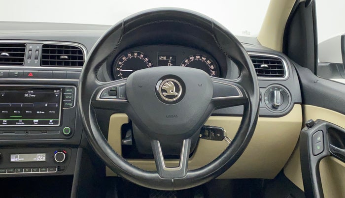 2017 Skoda Rapid STYLE 1.5 TDI AT, Diesel, Automatic, 75,337 km, Steering Wheel Close Up