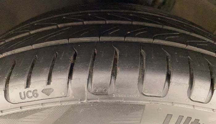 2017 Skoda Rapid STYLE 1.5 TDI AT, Diesel, Automatic, 75,337 km, Left Front Tyre Tread