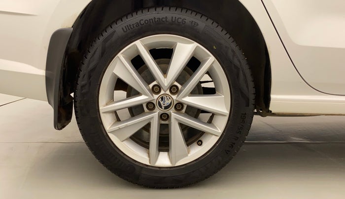 2017 Skoda Rapid STYLE 1.5 TDI AT, Diesel, Automatic, 75,337 km, Right Rear Wheel