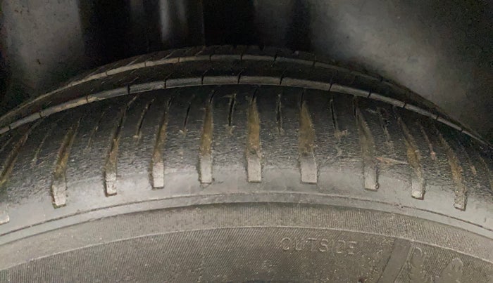 2015 Volkswagen Polo GT TSI AT, Petrol, Automatic, 77,269 km, Right Rear Tyre Tread