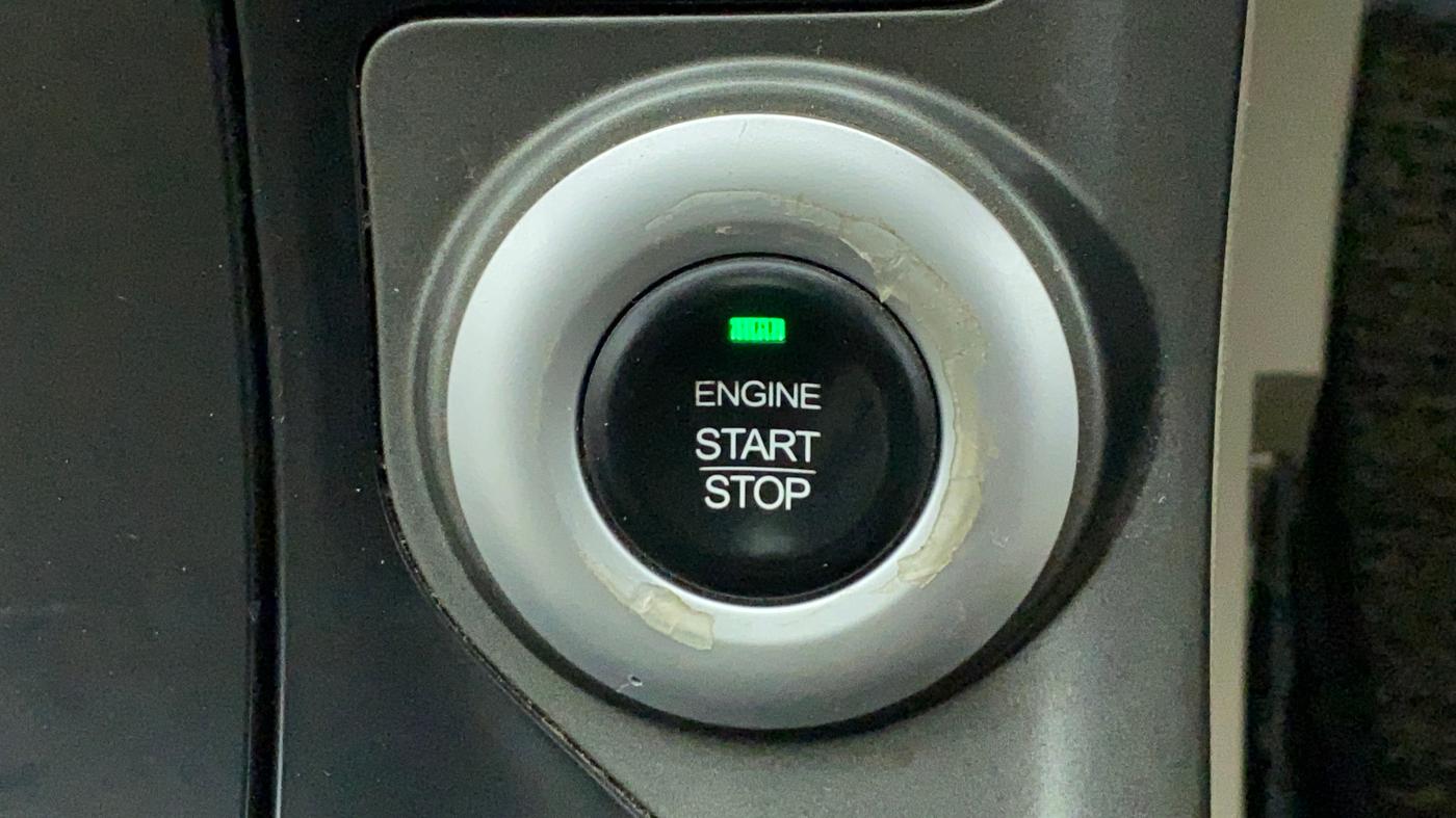 2018 Mahindra XUV500 W9 AT, Diesel, Automatic, 61,562 km, Keyless Start/ Stop Button
