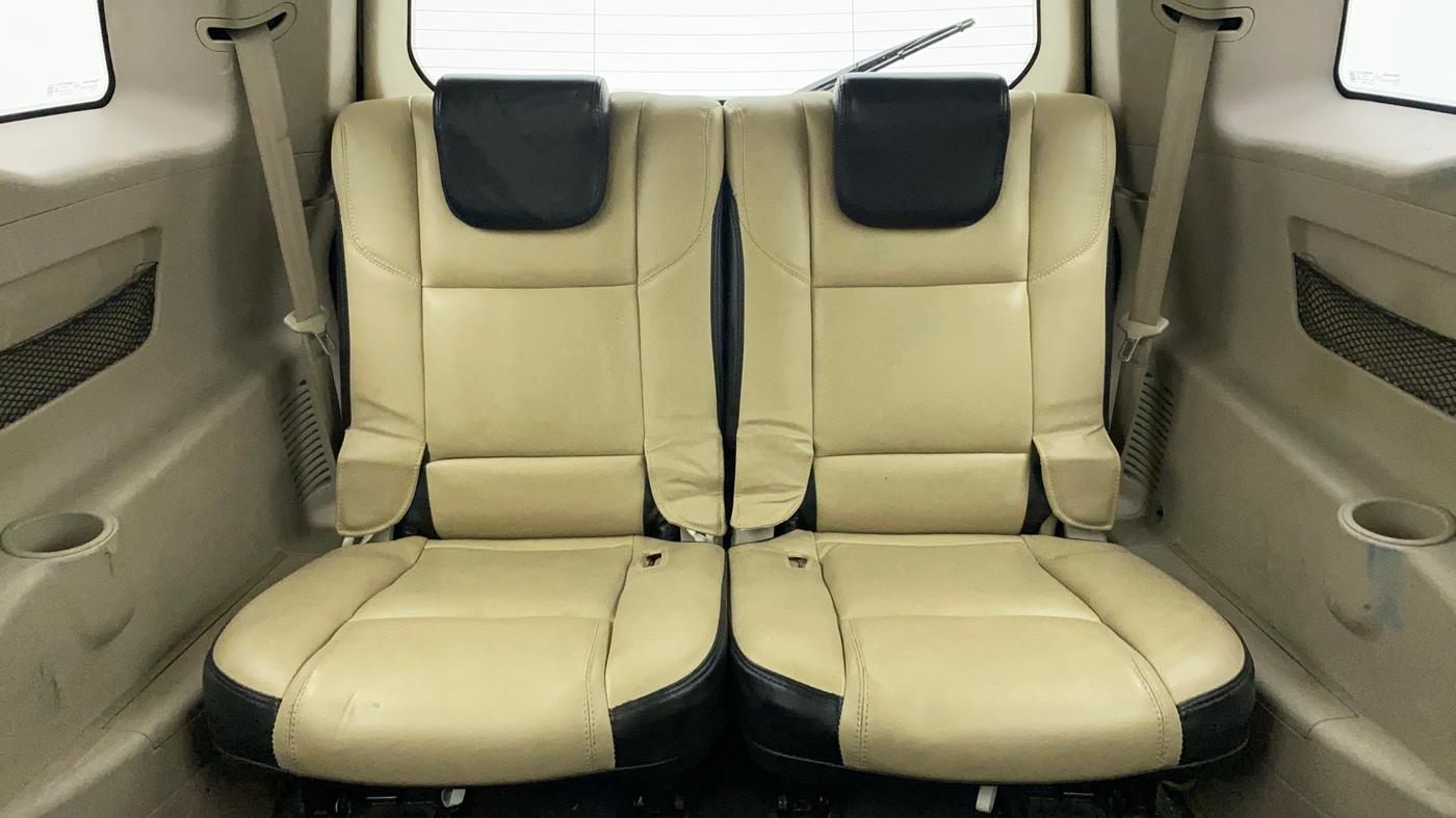 2018 Mahindra XUV500 W9 AT, Diesel, Automatic, 61,562 km, Third Seat Row ( optional )