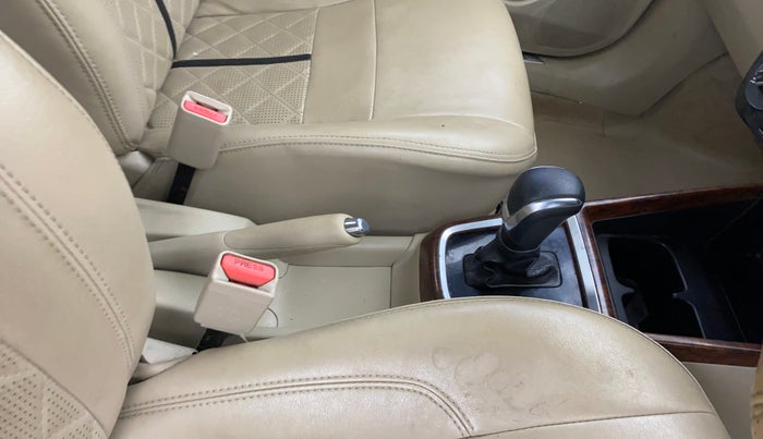 2017 Maruti Dzire VXI AMT, CNG, Automatic, 94,208 km, Gear Lever