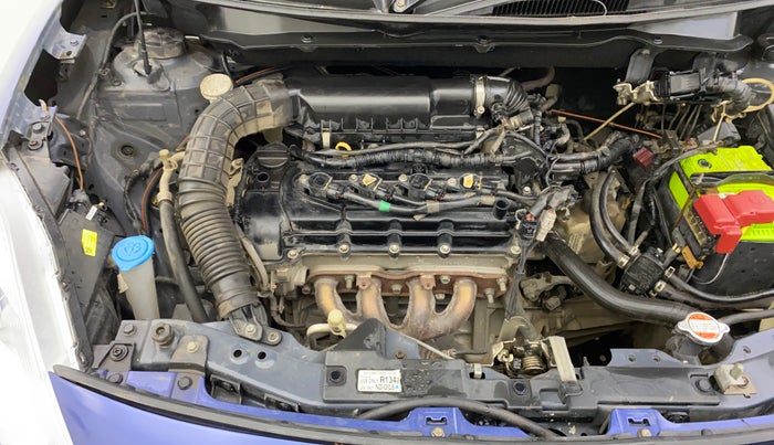 2017 Maruti Dzire VXI AMT, CNG, Automatic, 94,208 km, Engine View - Right