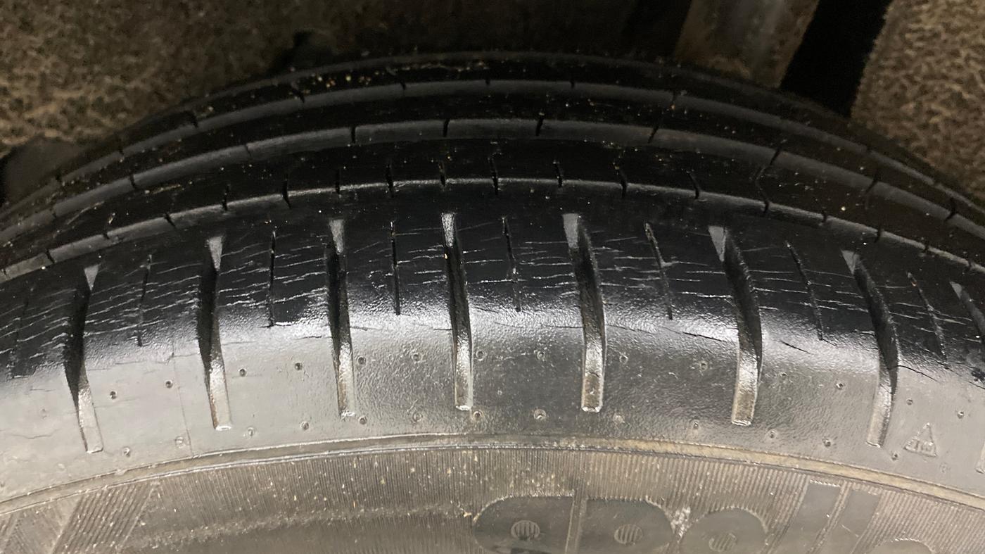 2018 Maruti Baleno ALPHA PETROL 1.2, Petrol, Manual, 5,168 km, Left Rear Tyre Tread