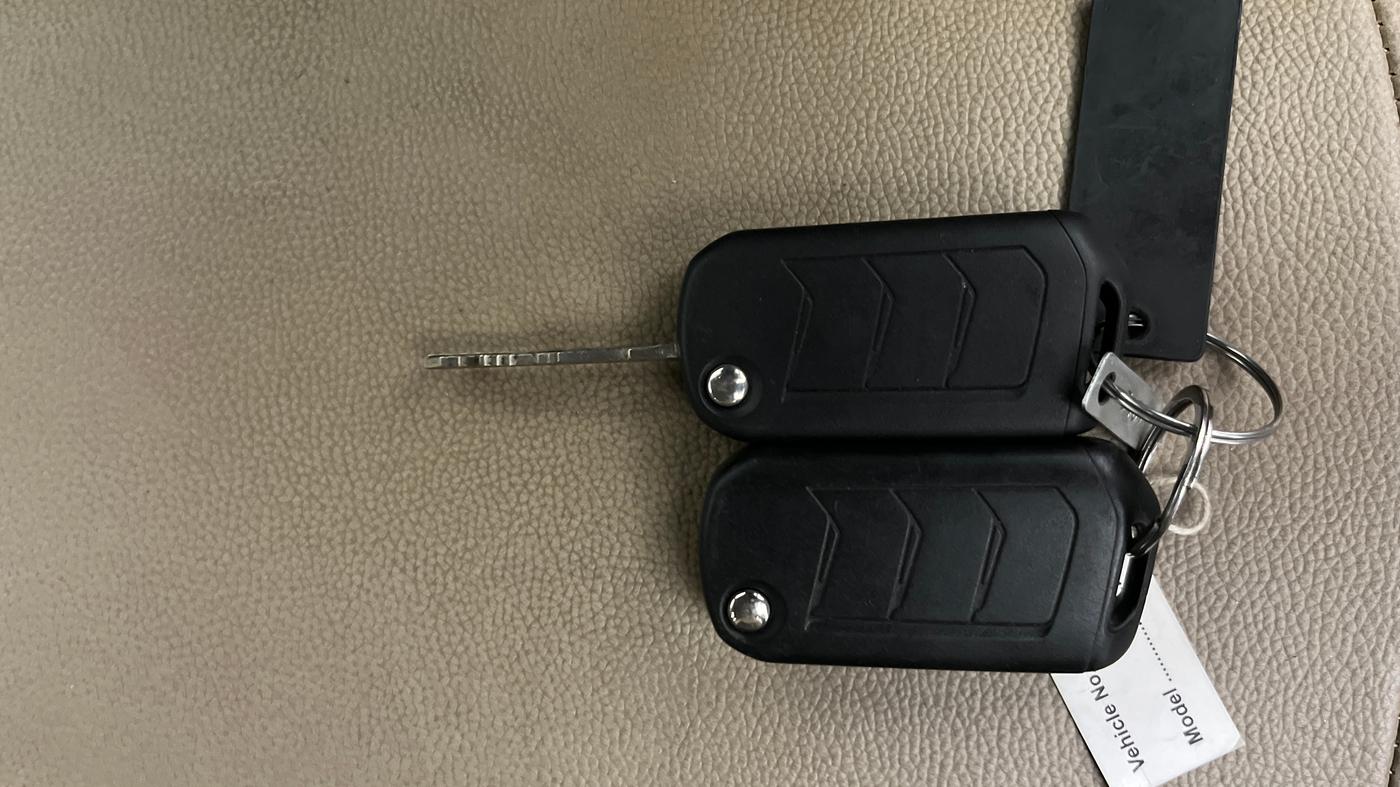 2021 Mahindra BOLERO NEO N 10, Diesel, Manual, 73,163 km, Key Close Up