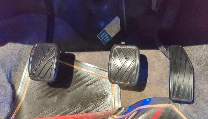 2018 Maruti Celerio VXI CNG, CNG, Manual, 67,855 km, Pedals