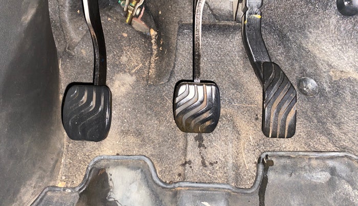 2021 Renault Kiger RXZ TURBO MT DUAL TONE, Petrol, Manual, 76,799 km, Pedals